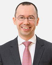 Dr. Lukas Feiler