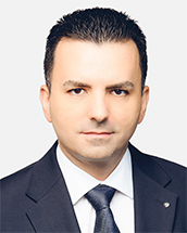 Photo, Angelo Tzarevski